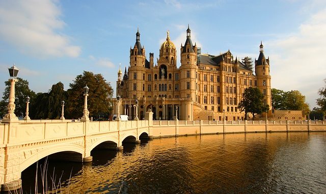 bridge-102482_640