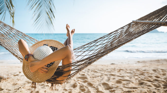 Summer,Travel,Vacation,Concept,,Happy,Traveler,Asian,Woman,With,White