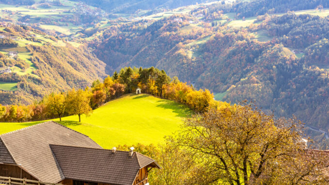 Autumnal,View,Of,The,Valley,Of,The,Eisack,In,South